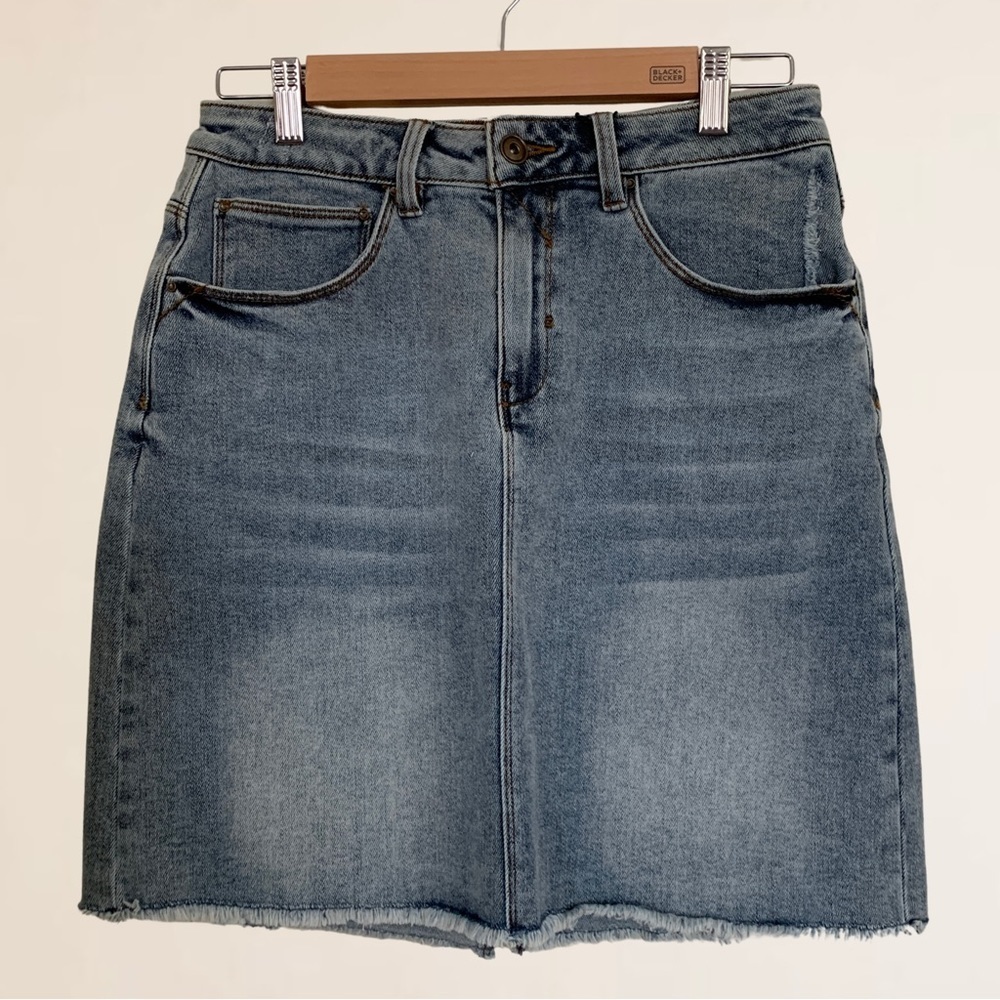 A Loves A Cut Off Frayed Hem Stretch Denim Mini Skirt Size 30 NWT